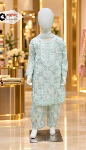 Girls Salwar Kameez.
